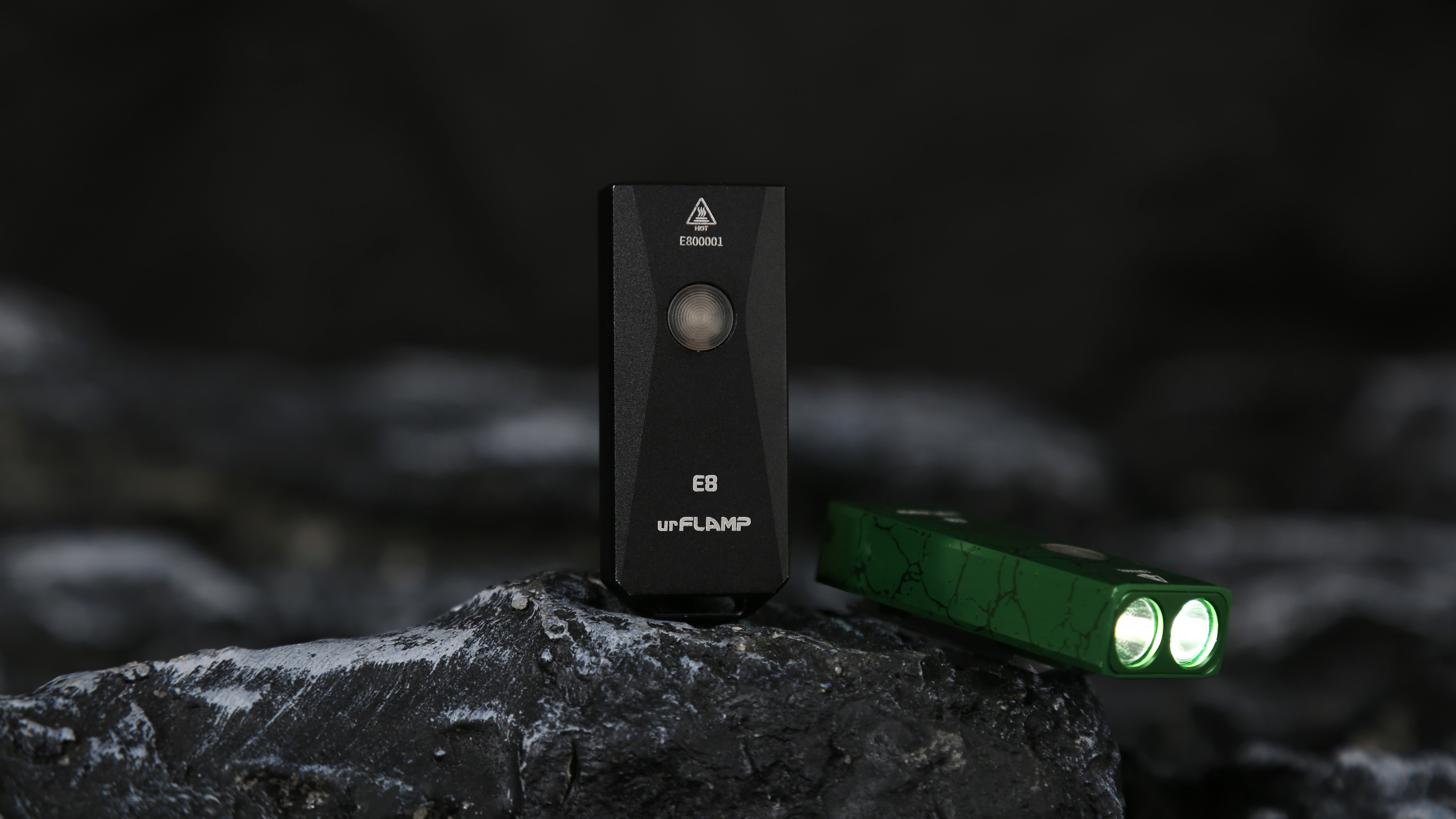 urFlamp E8: 800 Lumens of Stadium Light in a Keychain Flashlight Under 1 oz