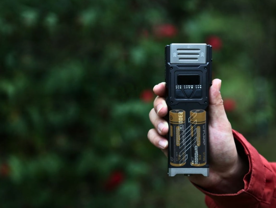 Why Do We Recommend 21700 Battery Flashlights? What Makes Them Stand Out?